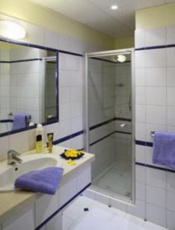 Hotel Central Лориан Стая снимка
